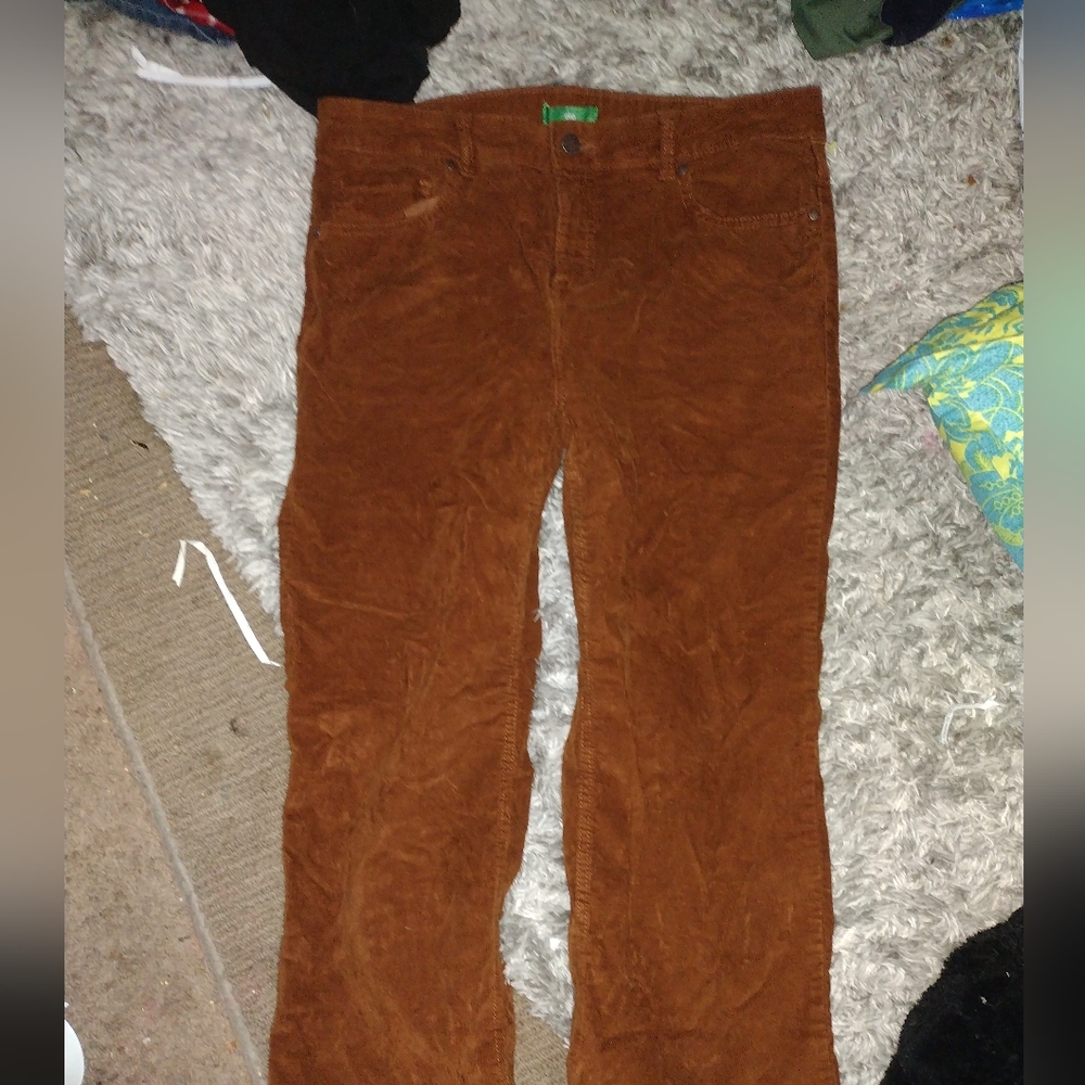 Brown corduroy cropped jeans